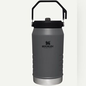Stanley IceFlow Flip Straw Jug 64 OZ